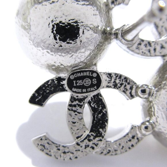 CHANEL Coco - Silver White Hardware Fake Pearl Rhinestones Earrings 864-072625 - Picture 6 of 7